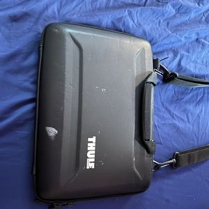 Thule computer case